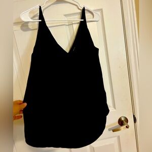 Lines sleeveless blouse black